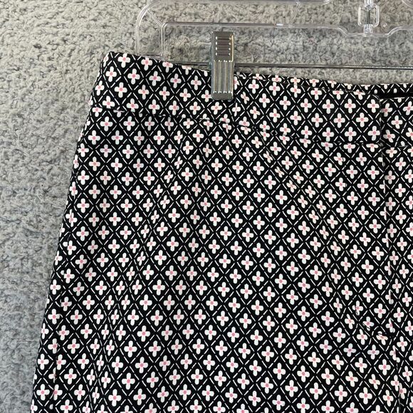 J Jill Capri Pants 12 Black Minimalist Stretchy Geometric Flower All-Over Career - Picture 2 of 13